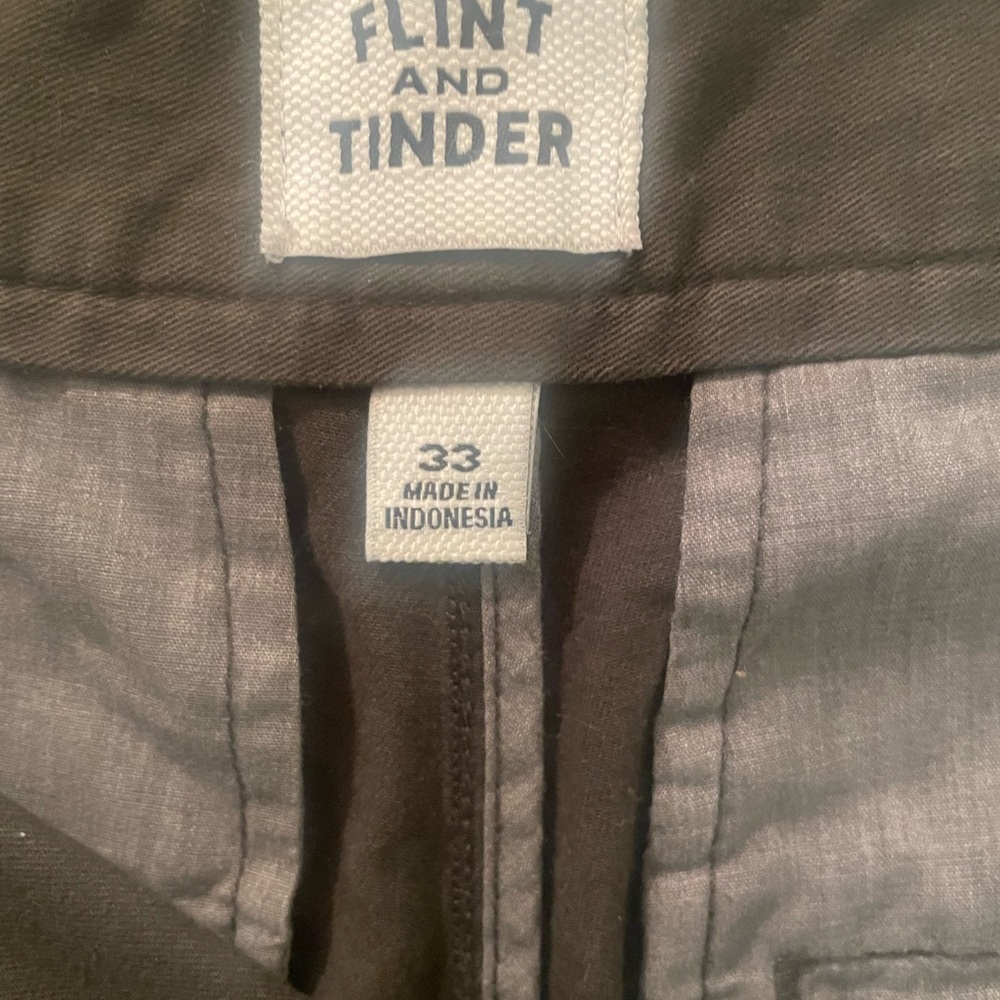Men's Flint & Tinder Olive Shorts Size 33. 7 inch inseam no tears or blemishes - Picture 2 of 3